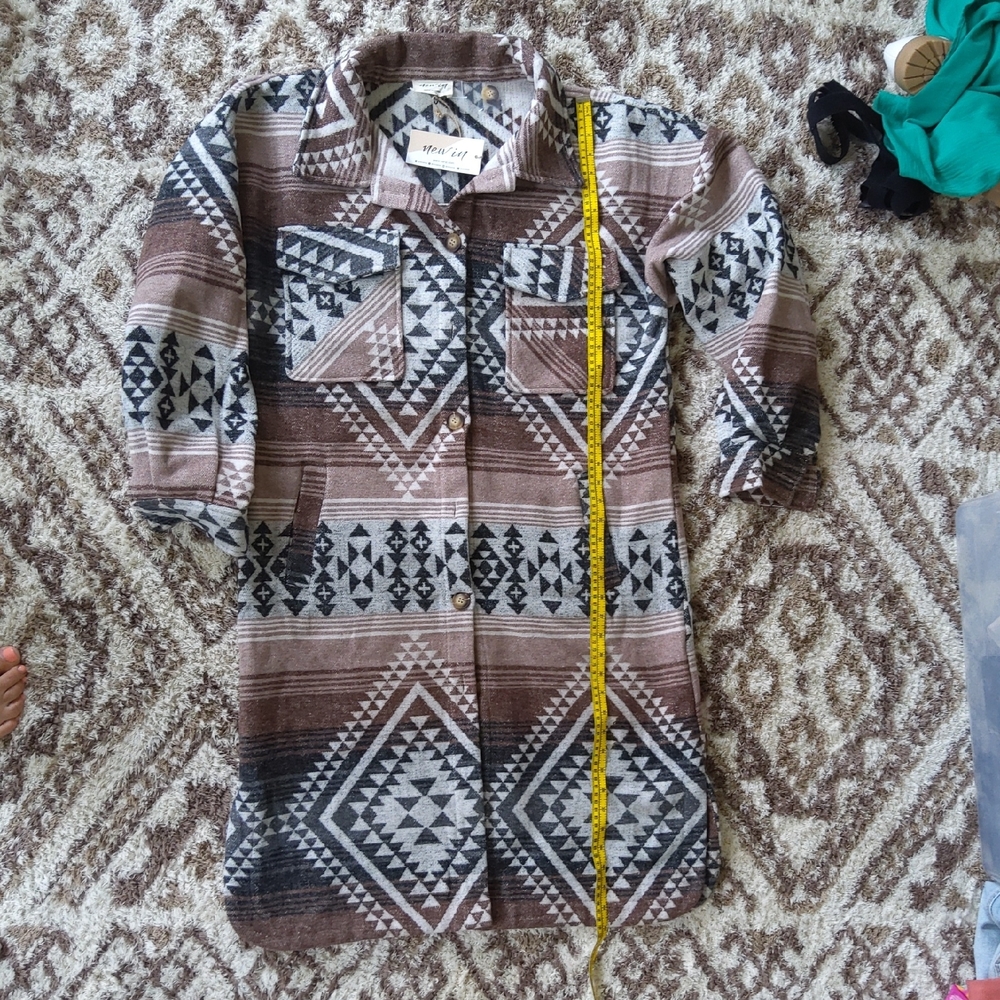 Women's Geometric Patterned Jacket - Brown and Black